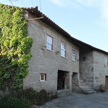 Casa De Requeixo * Povoa de Lanhoso